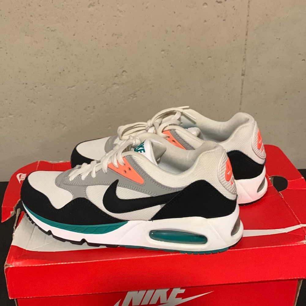 Nike Air Max Correlate for Women in a size 9.5